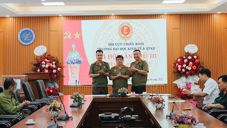 Đại hội Hội Cựu chiến binh lần thứ III Trường Đại học Kinh tế và Quản trị Kinh doanh, nhiệm kỳ 2022-2027 thành công tốt đẹp